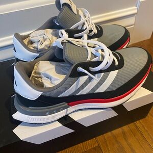 New Adidas Gray, Black, and Red Men's Golf Spikeless Shoes